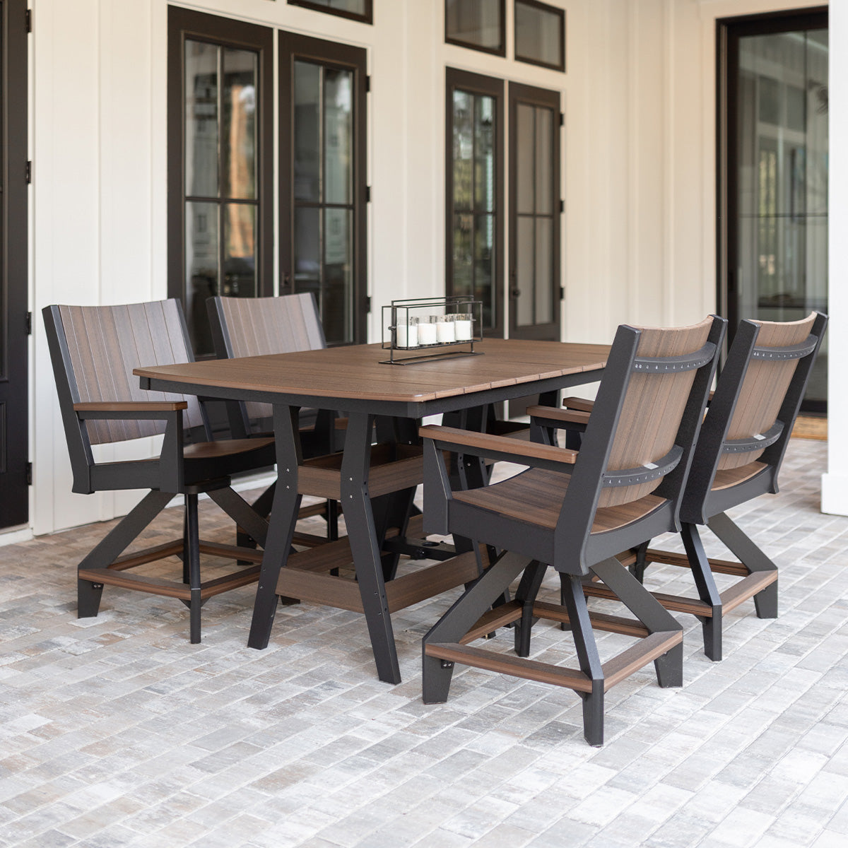 Berlin Gardens Harbor 44" x 72" Rectangular Table