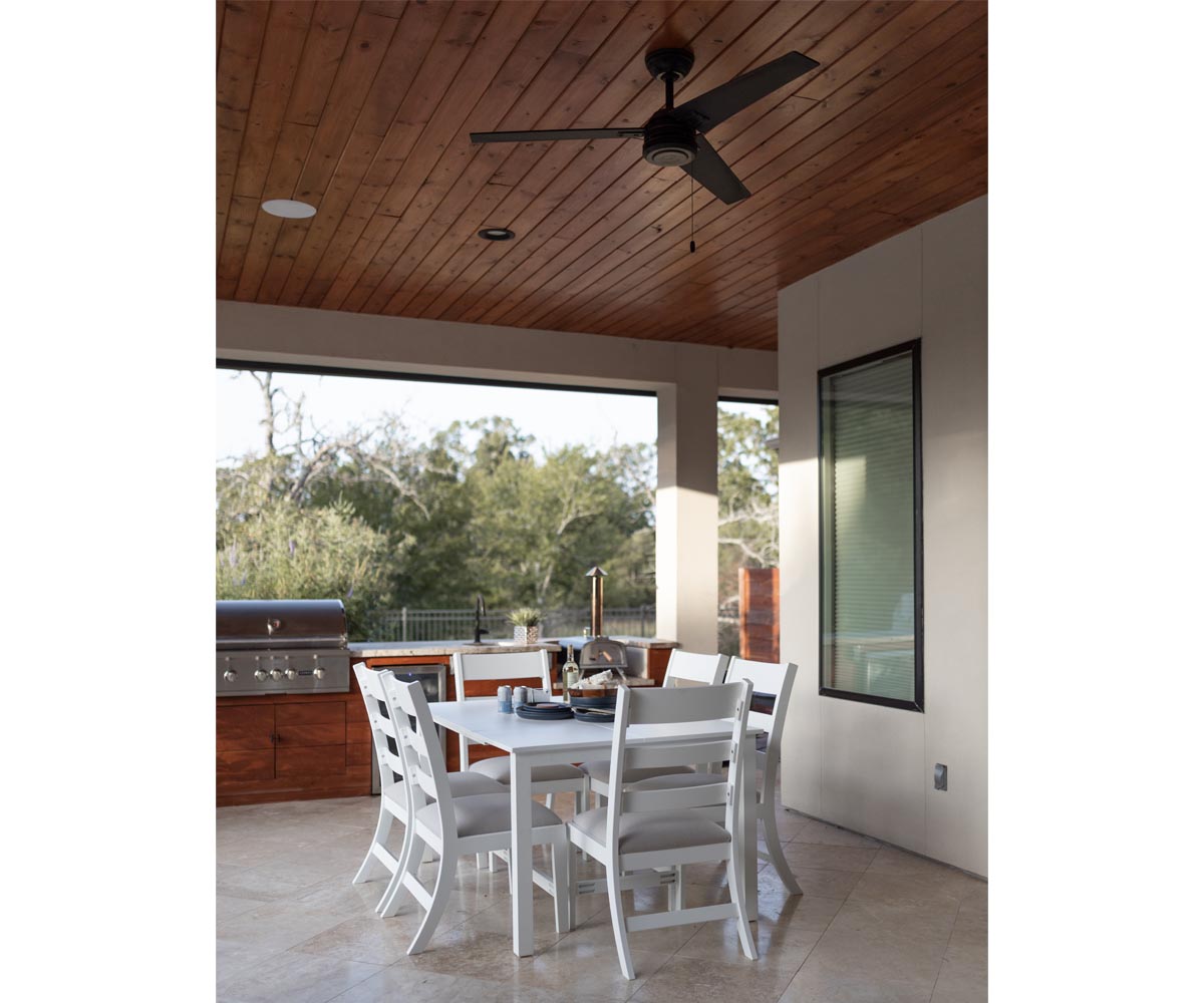 Berlin Gardens Berkley Expandable 42" x 42" Table