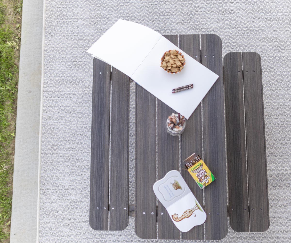 Berlin Gardens Kids Rectangular Picnic Table