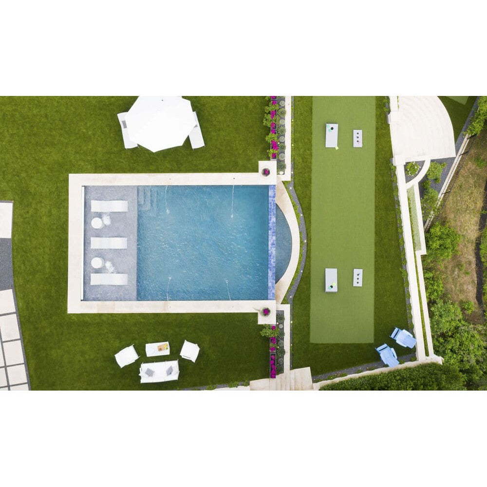 Ledge Lounge Cornhole