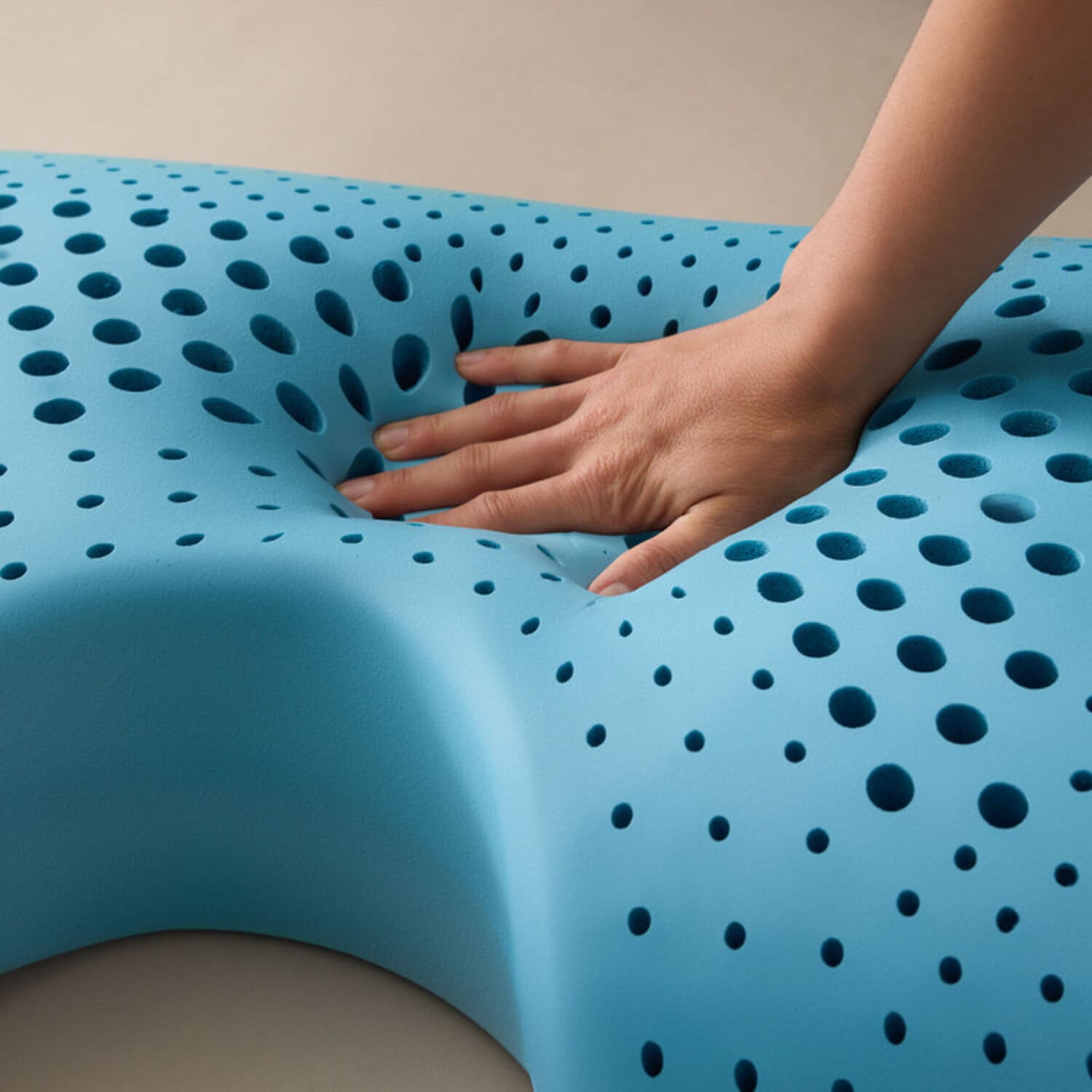 Malouf Shoulder Zoned Gel Dough® Z Pillow