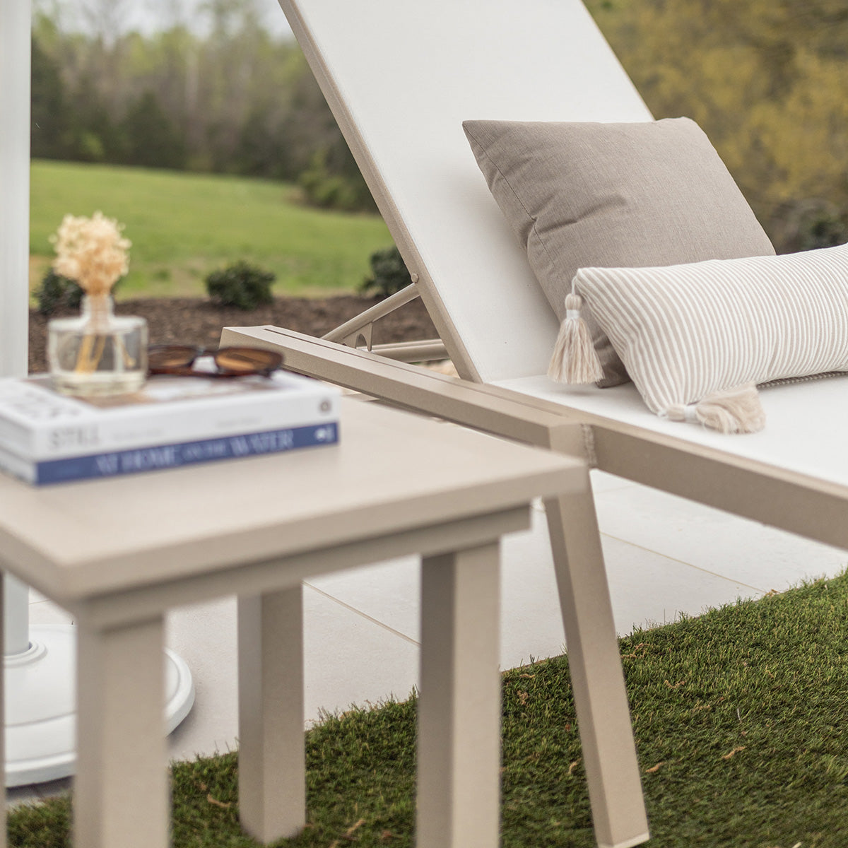 Berlin Gardens Vida End Table Dining Height