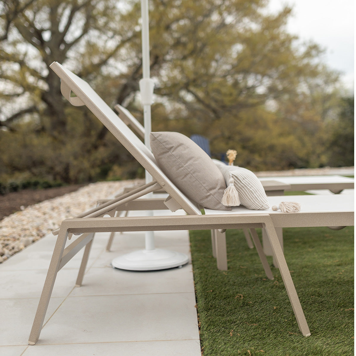 Berlin Gardens Vida Sling Chaise Lounge