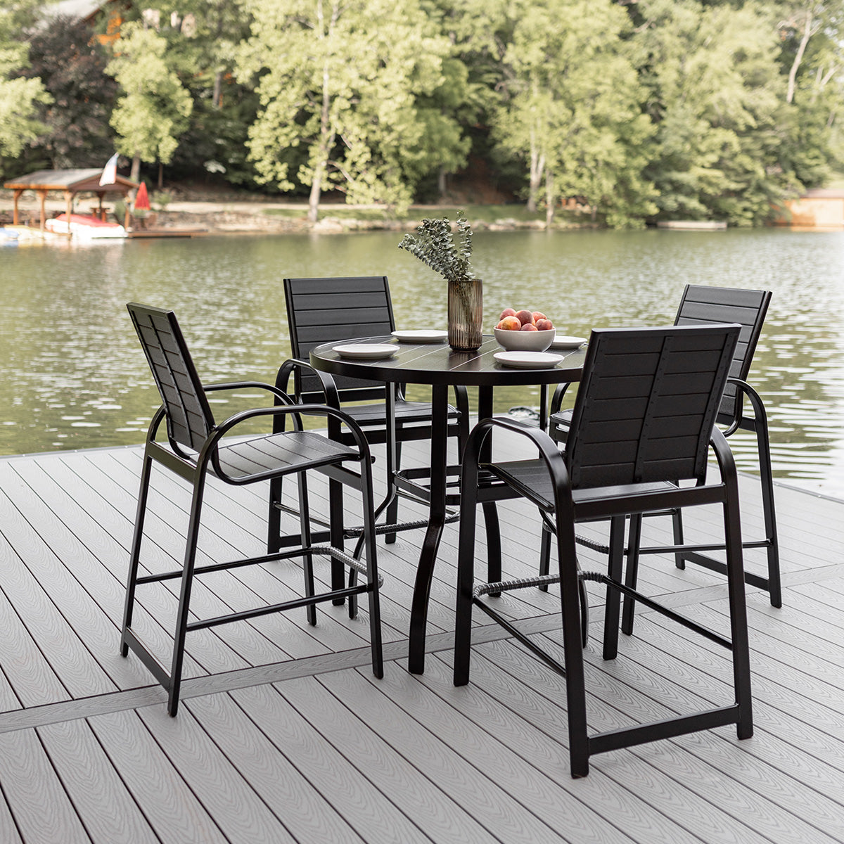 Berlin Gardens Murphy 42" Round Bar Table