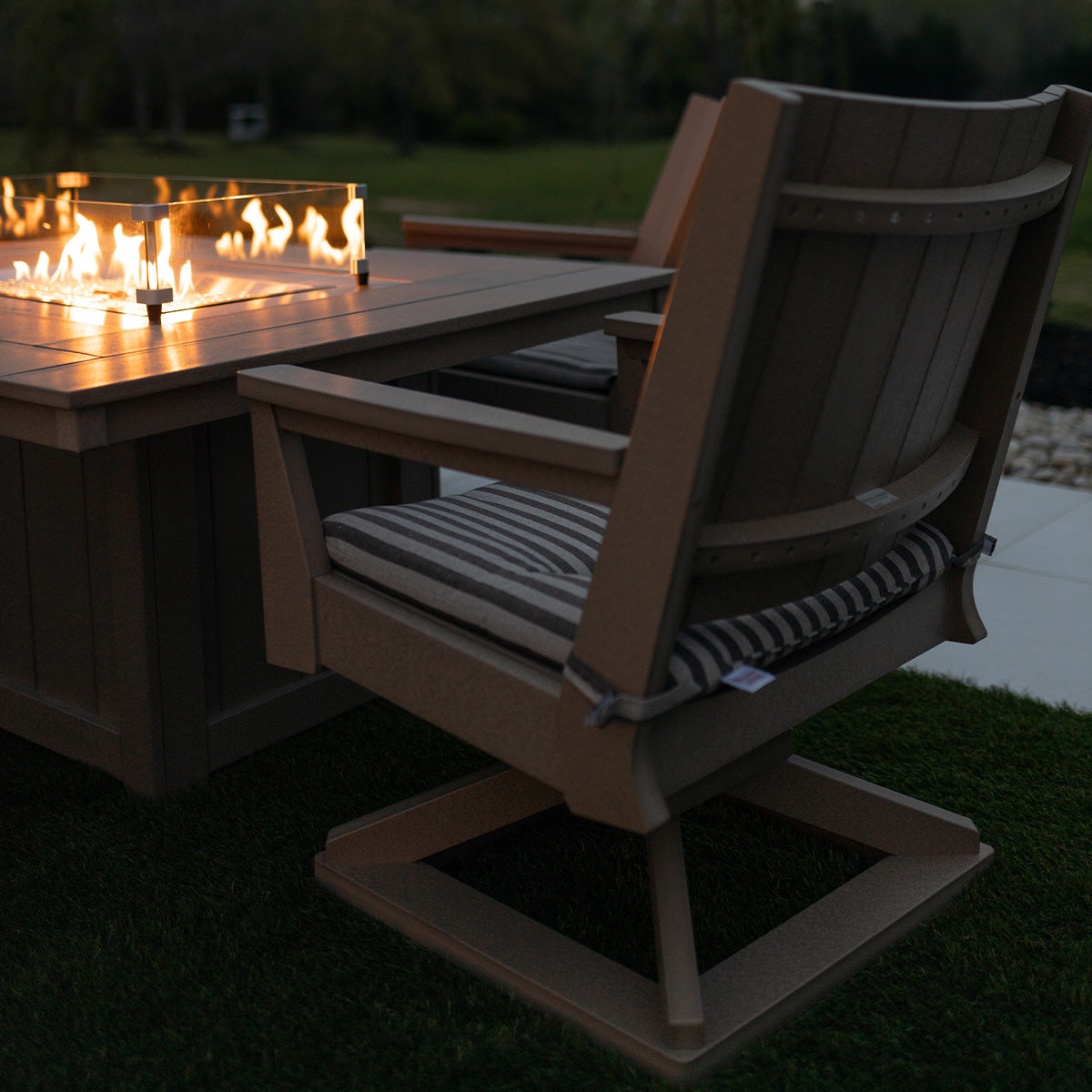 Berlin Gardens Mayhew Chat Swivel Rocker