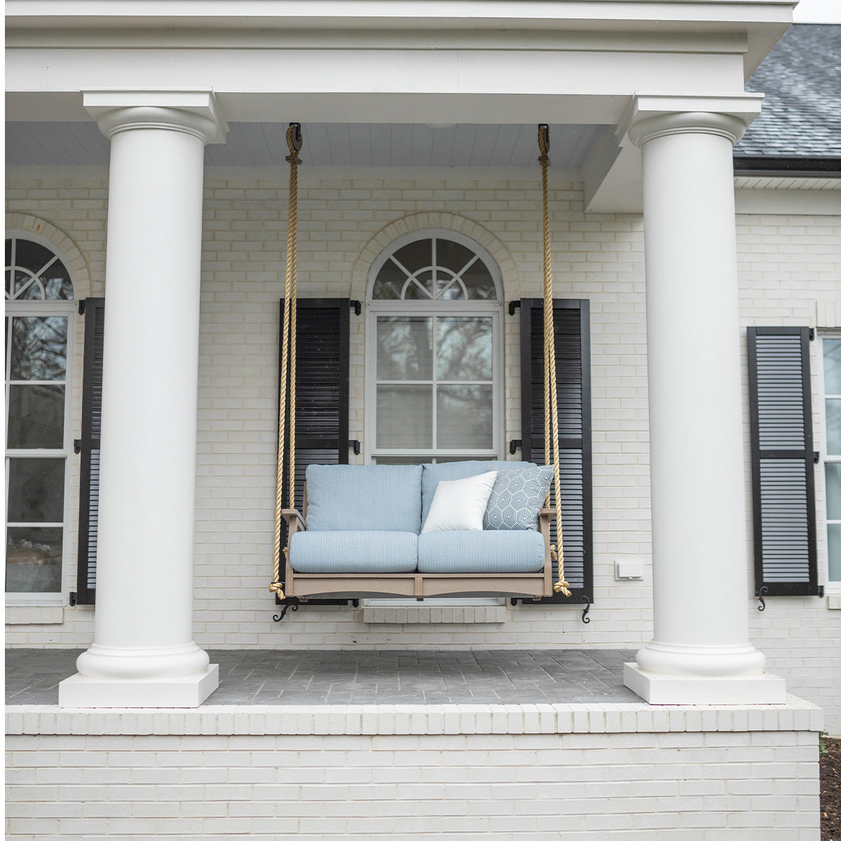 Berlin Gardens Classic Terrace Loveseat Swing