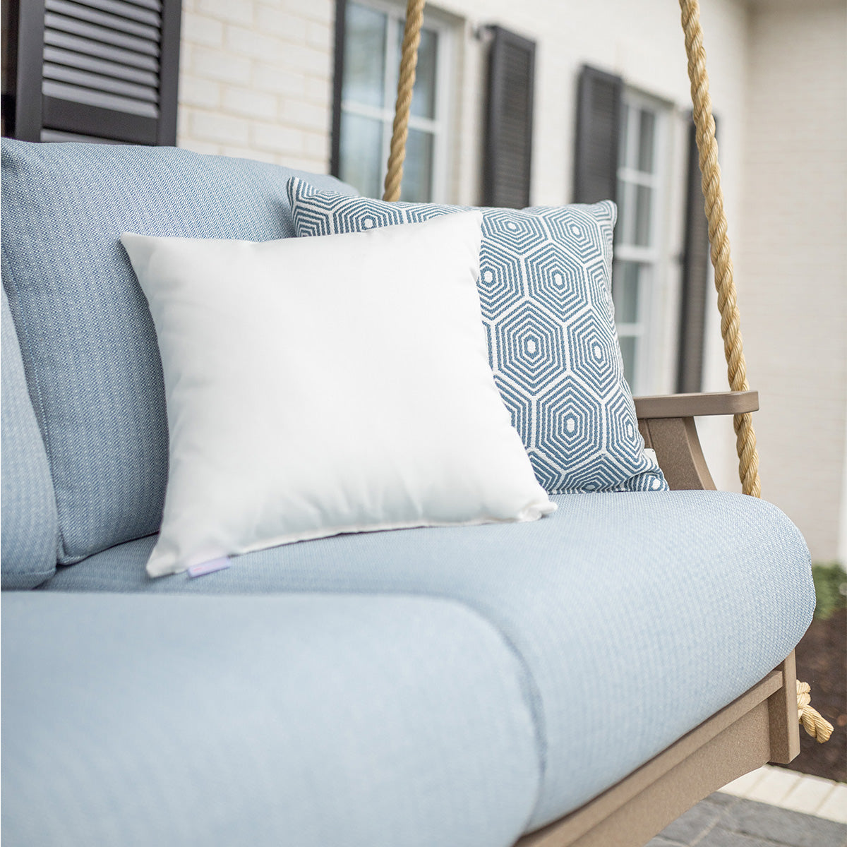 Berlin Gardens Classic Terrace Loveseat Swing