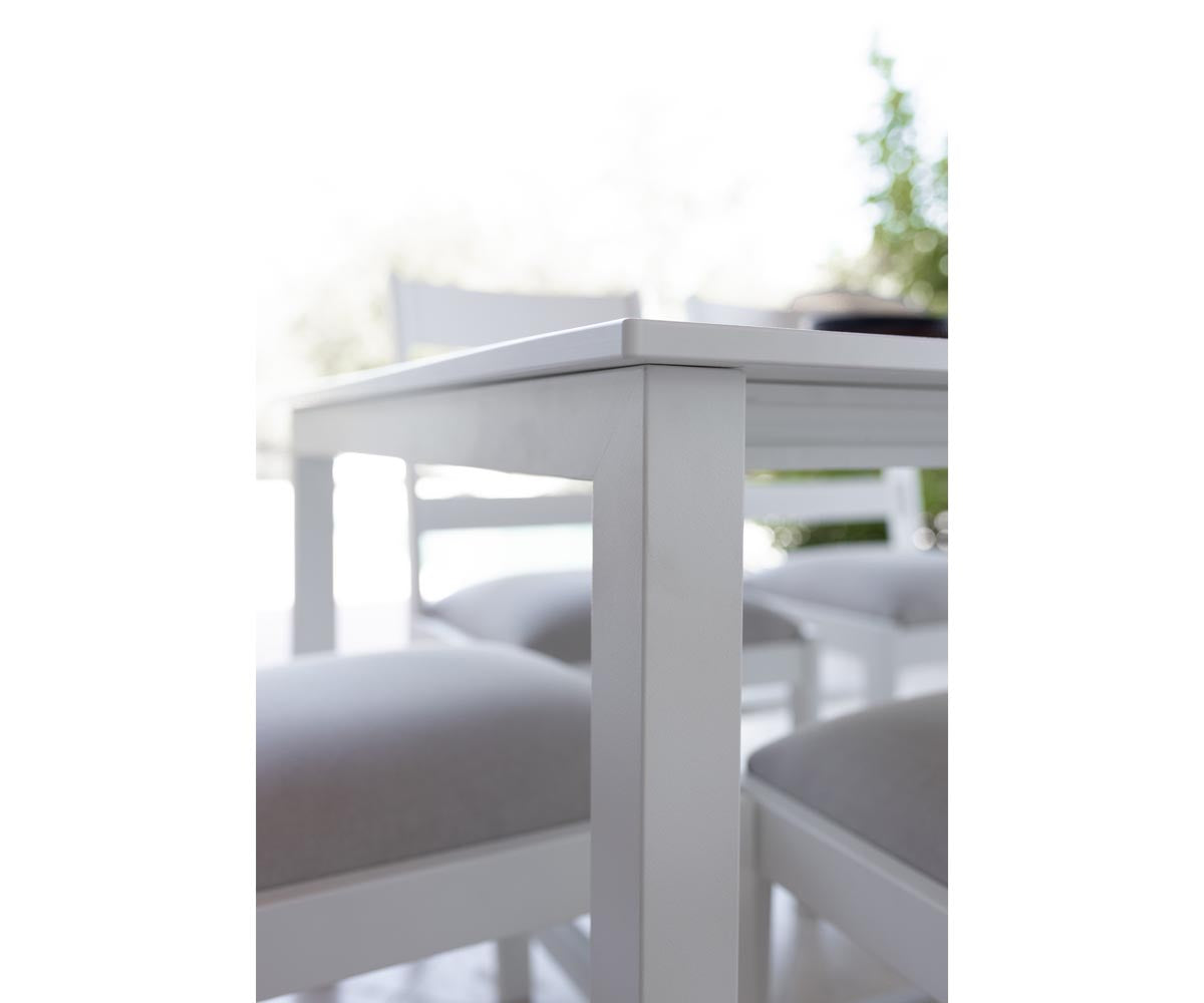 Berlin Gardens Berkley Expandable 42" x 42" Table