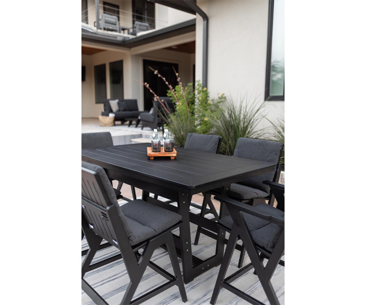Berlin Gardens Hudson 40"x70" Rectangular Table – Counter Height