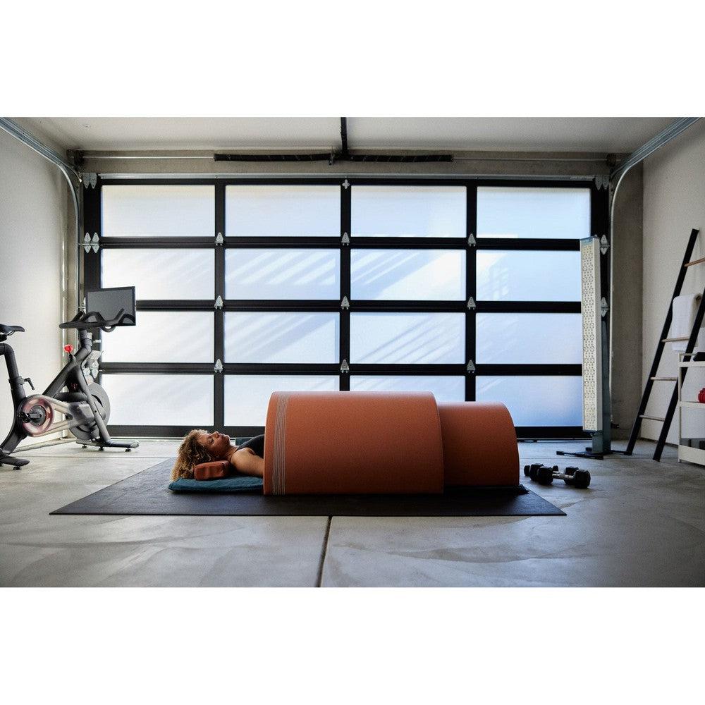 Clearlight® The Curve Far Infrared Sauna Dome With Amethyst Infrared PEMF Mat