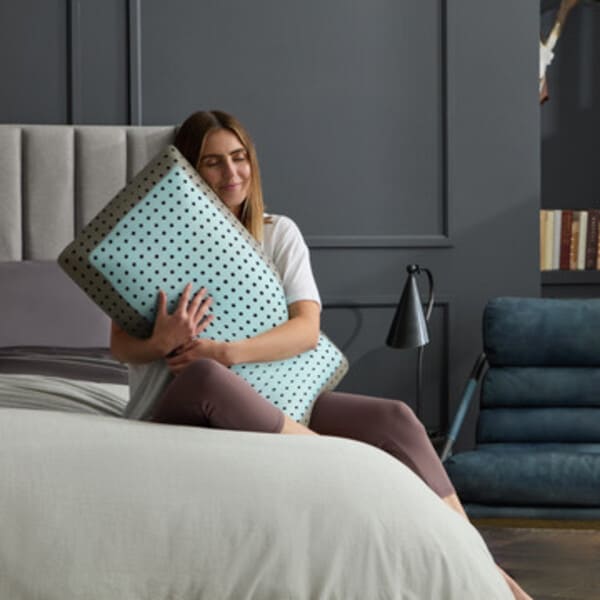 Malouf CarbonCool™ LT + Omniphase® Pillow