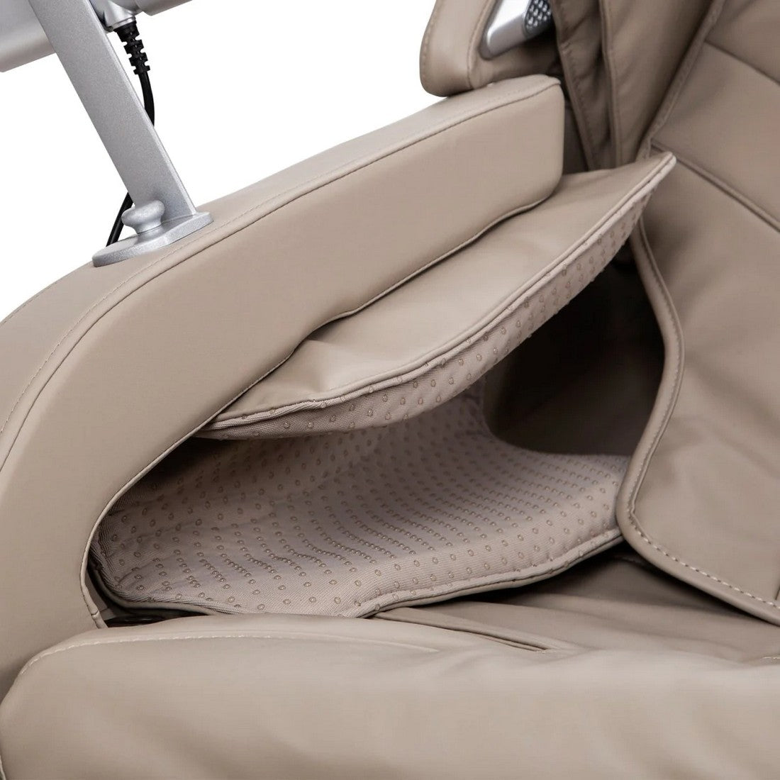 Titan 3D JP650 Massage Chair-Purely Relaxation